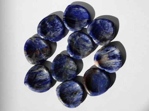 Sodalite easing stones